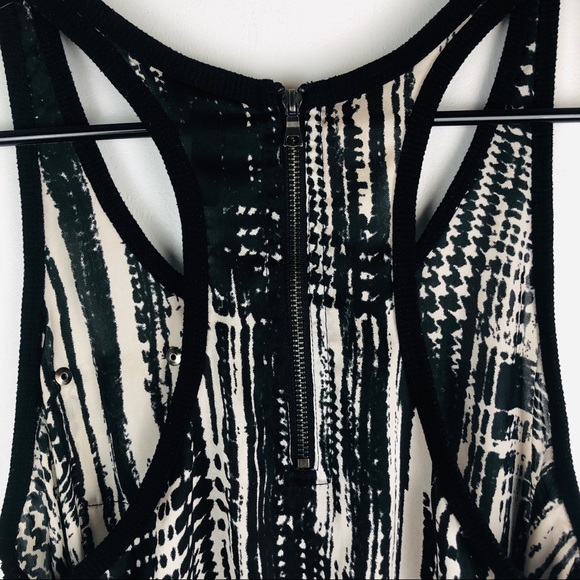 BlackPoppy Racerback Flowy Tank XS - Picture 5 of 5